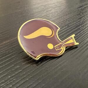 Vintage Minnesota Vikings Football Helmet Lapel Hat Pin VGC